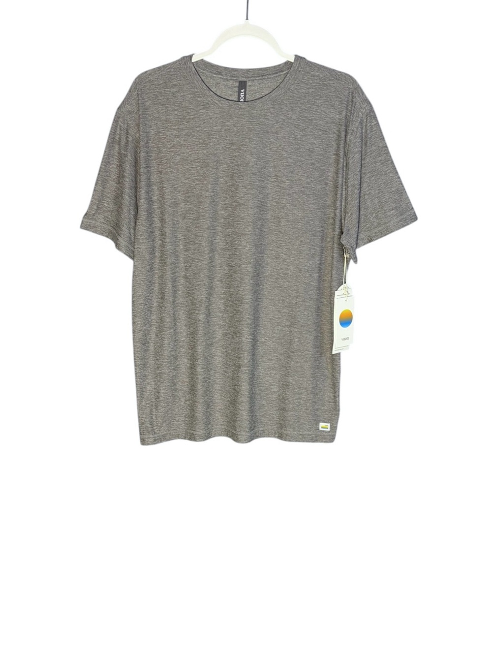 Vuori Men's Strato Tech Tee T-Shirt Heather Grey Short Sleeves NWT